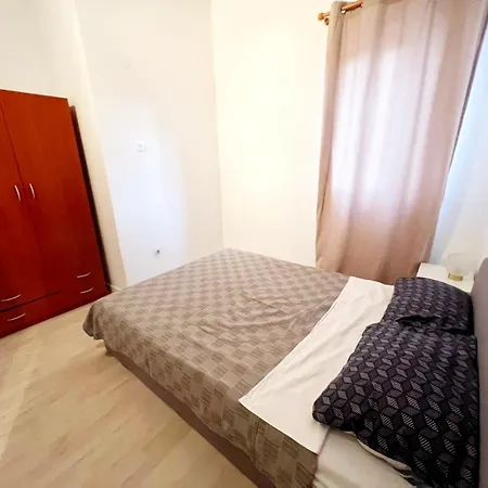 Hestia Apartments Rovinj Exterior photo