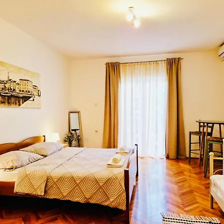 Hestia Apartments Rovinj Exterior photo