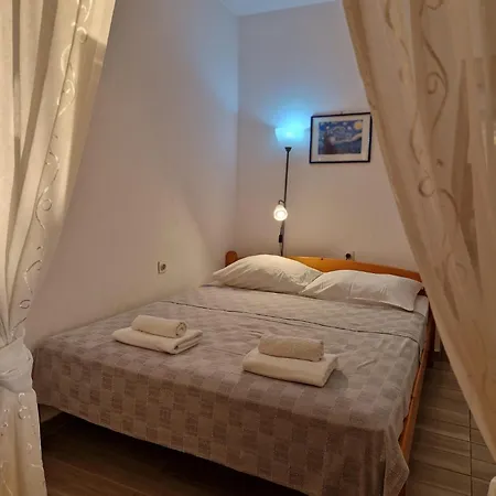 Hestia Apartments Rovinj Exterior photo