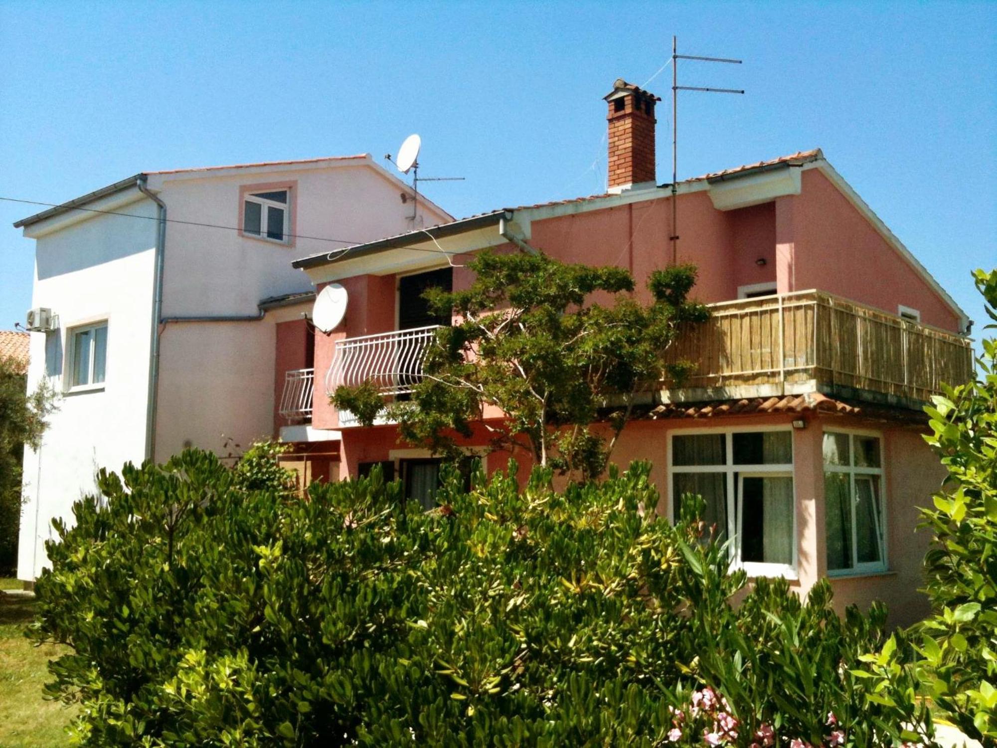 Apartment Hestia *