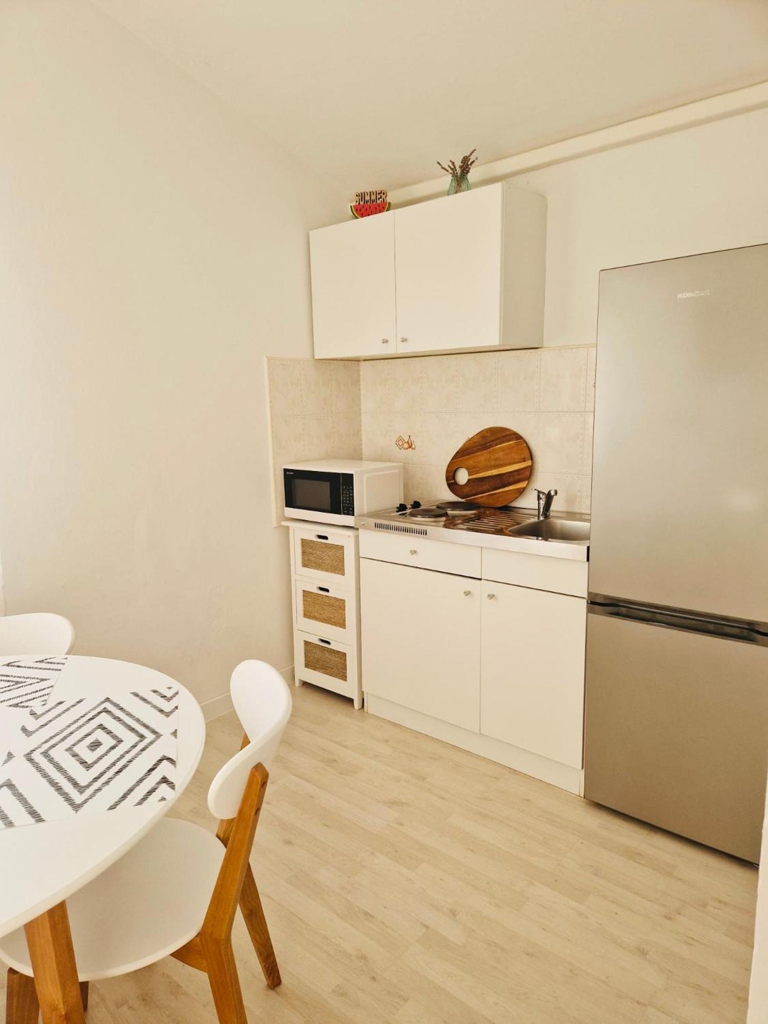 Hestia Apartment *