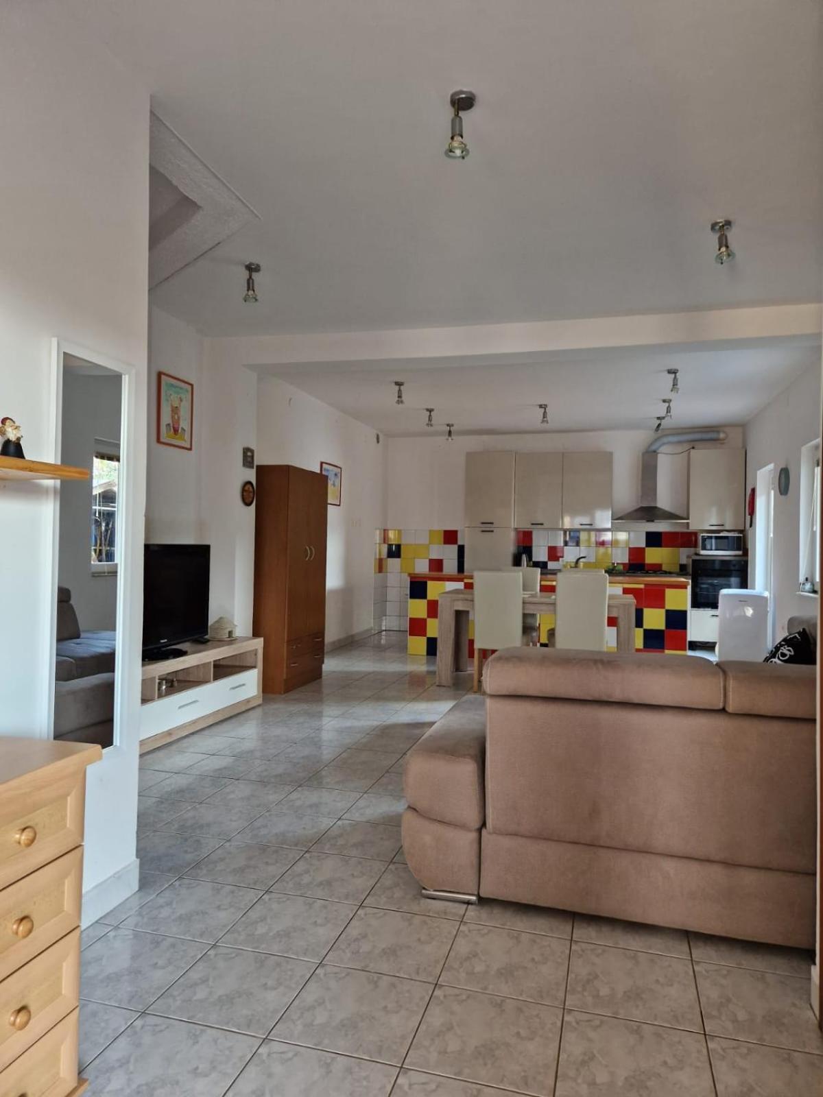 Hestia Apartment