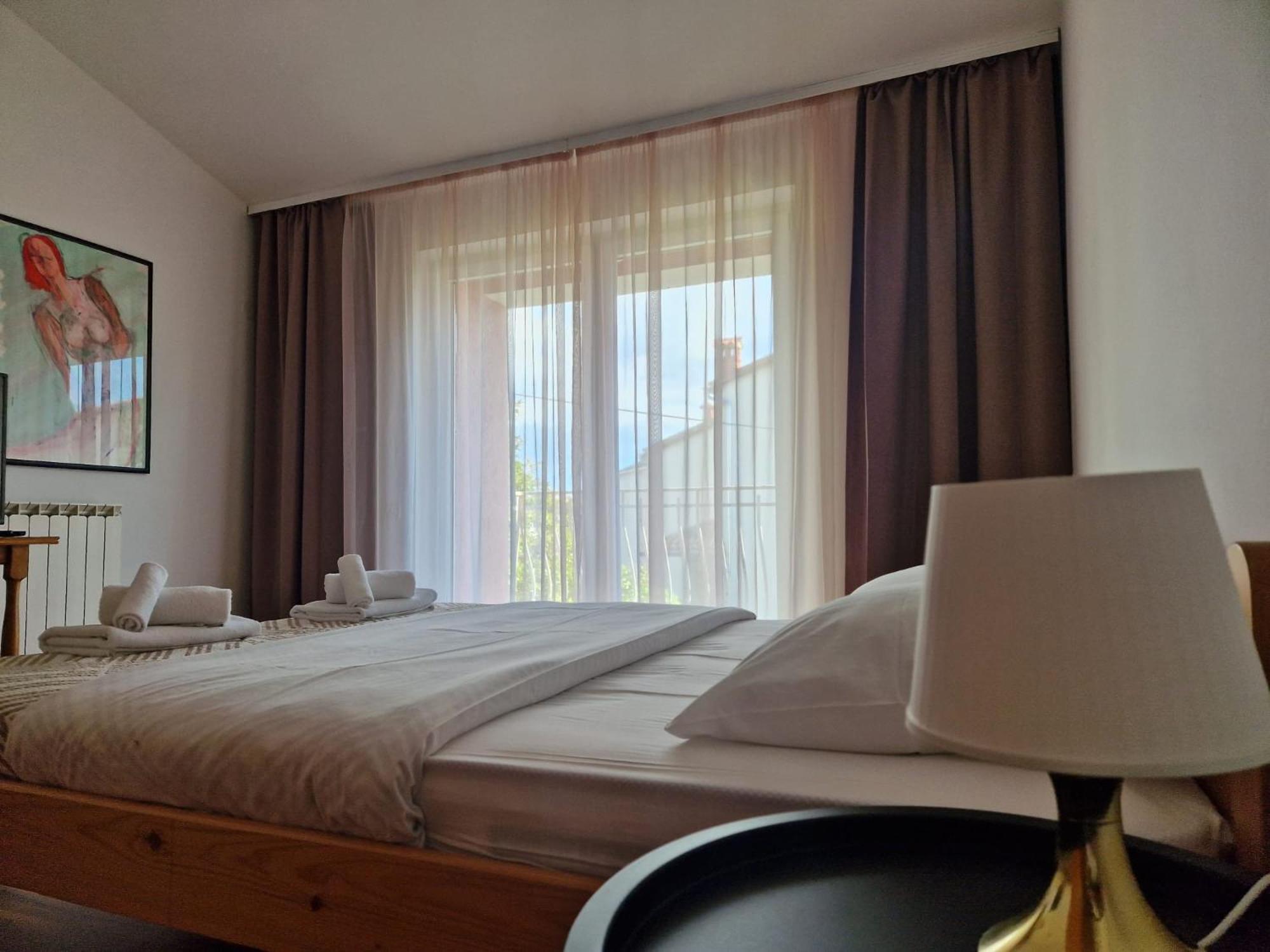 Hestia Apartment *